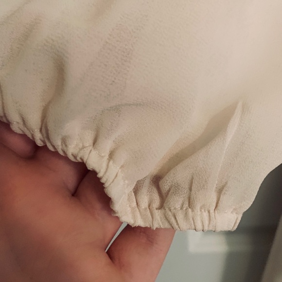 NWOT Cream sheer blouse with floral lace - Picture 3 of 4